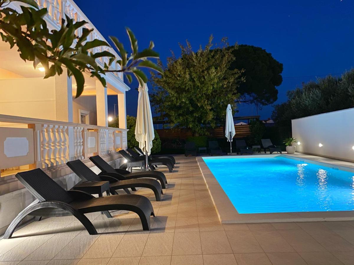 Apartments Saric Biograd Na Moru Exterior foto